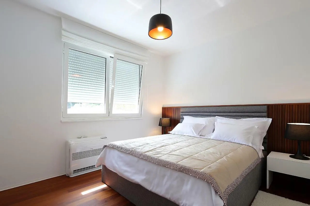 Apartments Elina Opric 0*,  Croatia