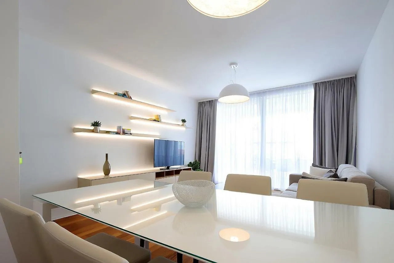 Apartments Elina Opric